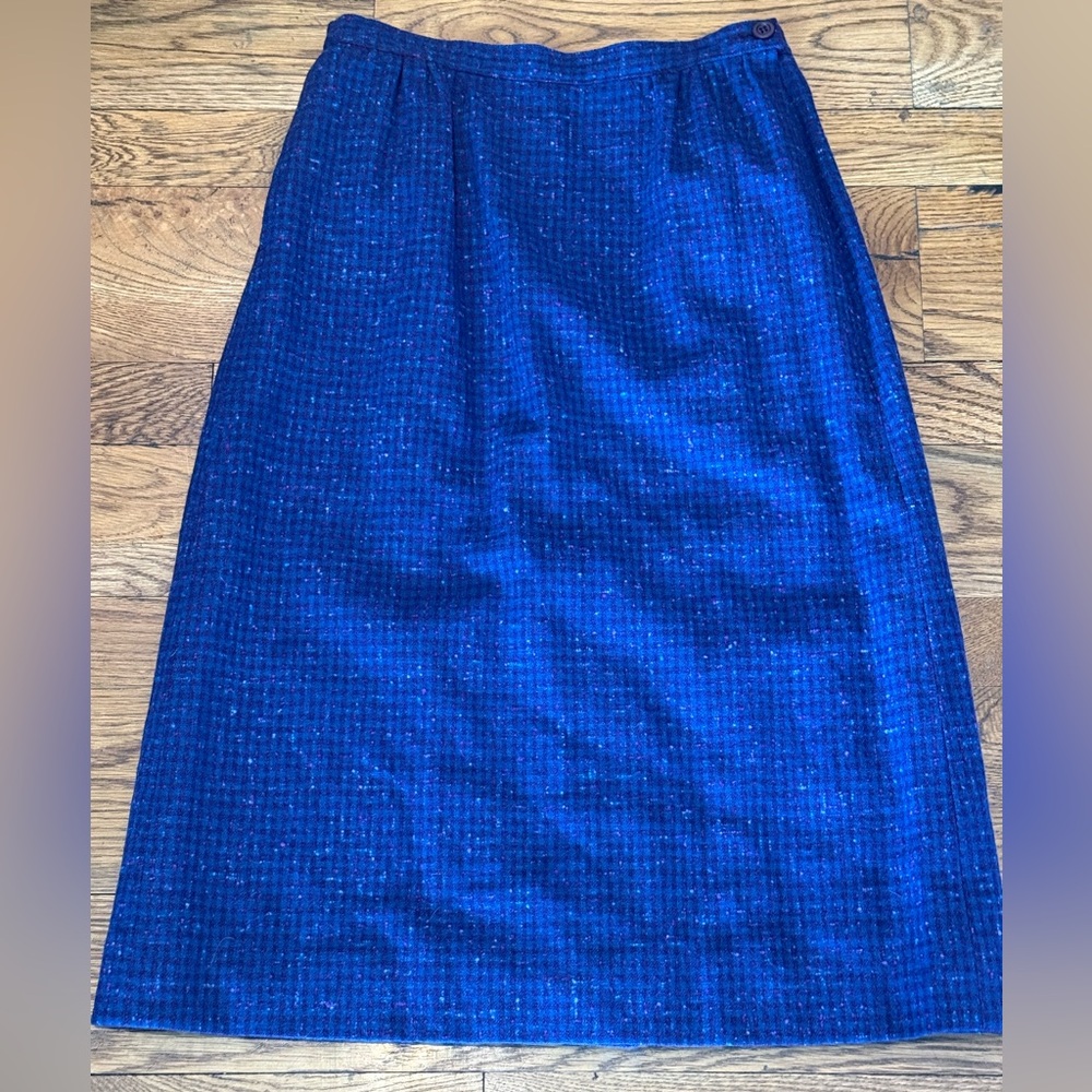 Pendleton. Vintage Wool A-Line Tweed Midi Skirt. Blue/Purple. Size 8P.